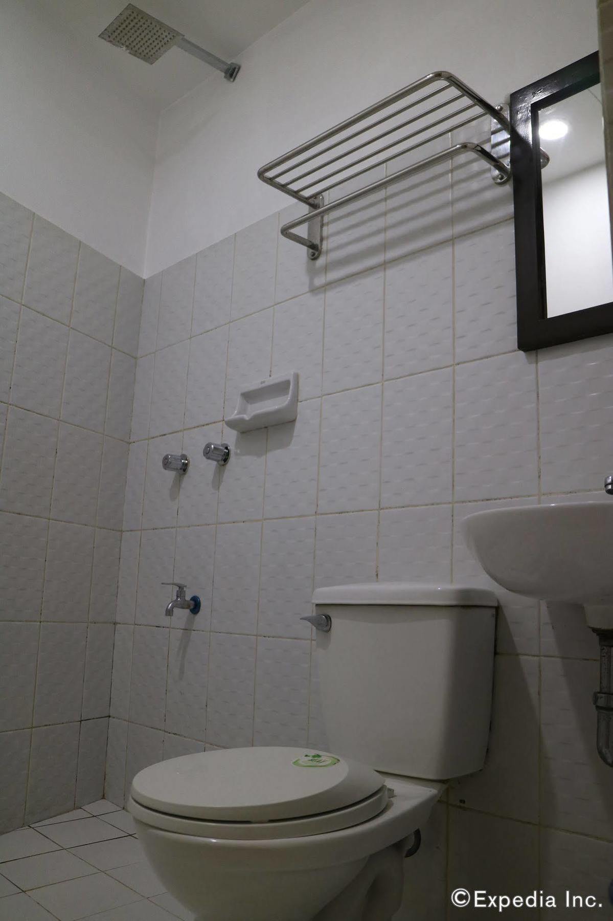 Ong Bun Pension House Ілоіло Екстер'єр фото