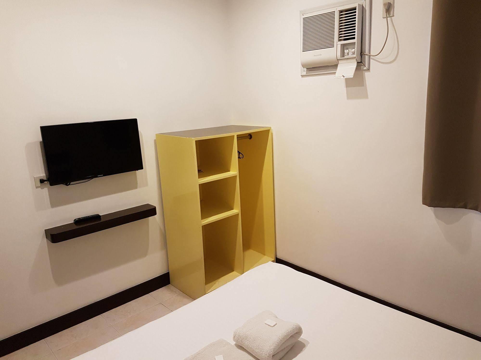 Ong Bun Pension House Ілоіло Екстер'єр фото