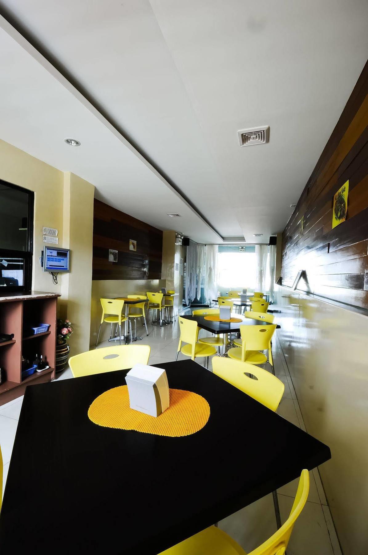 Ong Bun Pension House Ілоіло Екстер'єр фото